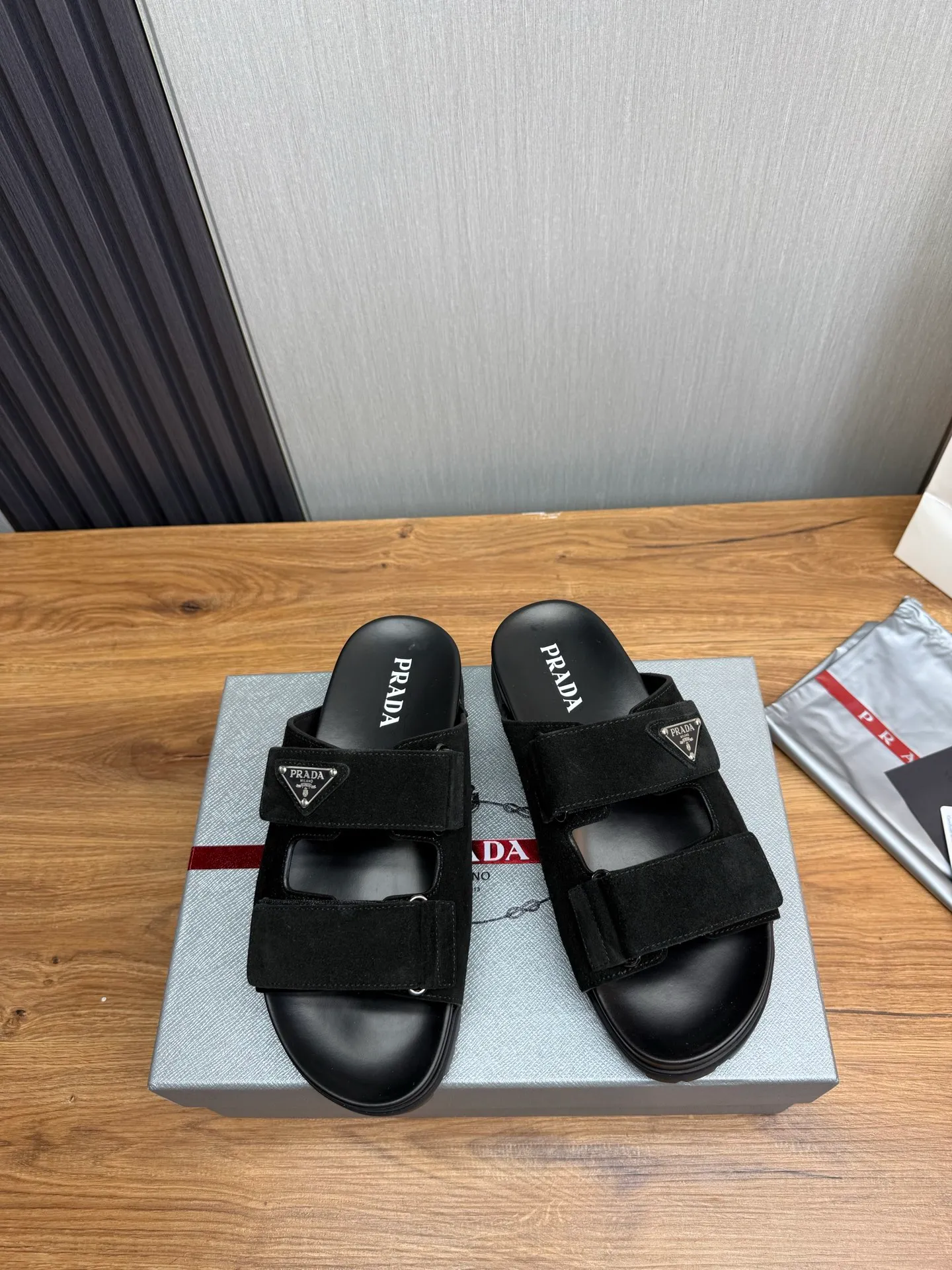 Men's shoes 💰440💰 ＰＲＡＤＡPrada - popular men's slippers hot sale 🔥 🩴Official website one to one production 38-45 sizes 45 46 🉑️Customized!